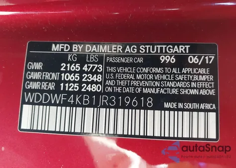 2018 Mercedes-Benz C 300 4Matic z USA, uszkodzony, nr VIN WDDWF4KB1JR319618